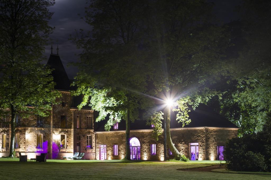 Au Chateau La Lucerne-d'Outremer Bagian luar foto